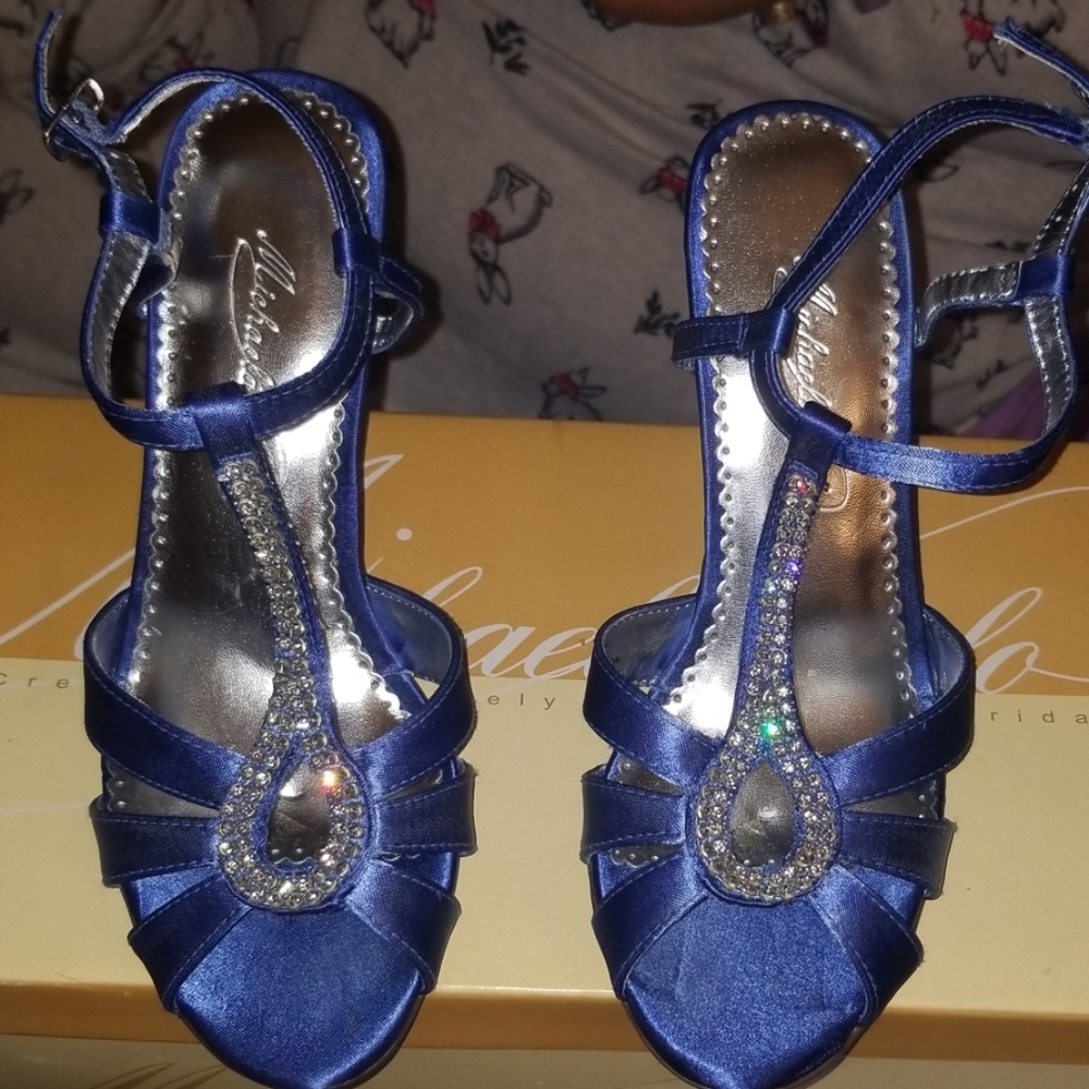 heels worn once
